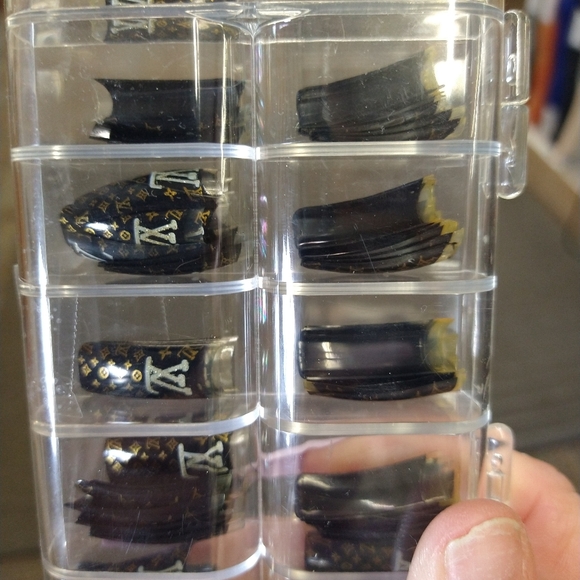 Nail tips - Picture 2 of 4